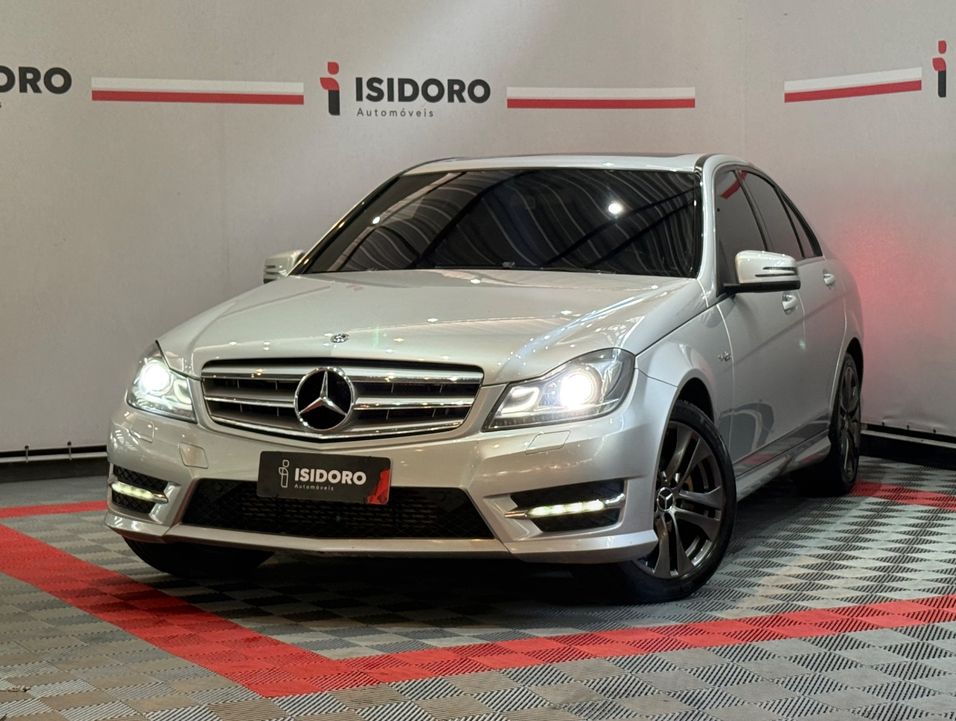 Mercedes C-200 CGI Avantgarde 1.8 16V 184cv Aut.