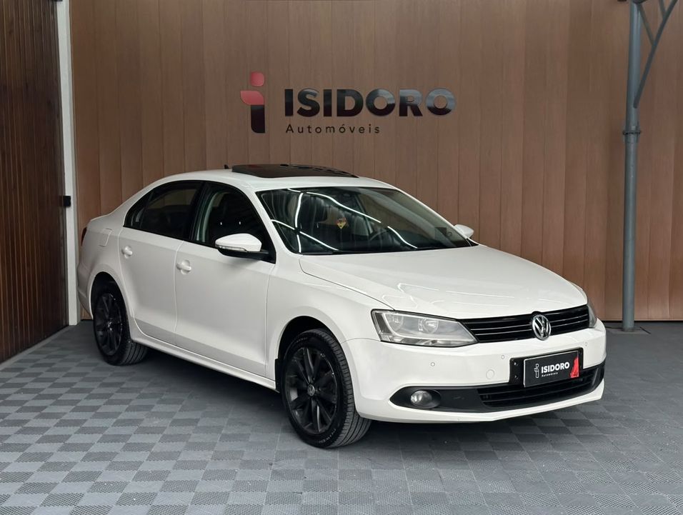 VolksWagen JETTA Comfortline 2.0 T.Flex 8V 4p Tipt.