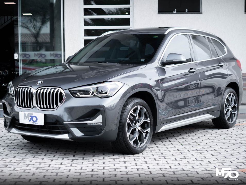 BMW X1 SDRIVE 20i XLine 2.0 TB Active Flex Flex 4 portas, câmbio