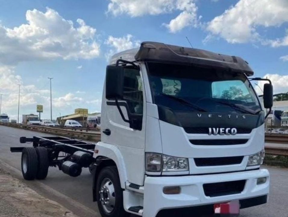 IVECO VERTIS 90V16 4x2 2p (diesel)