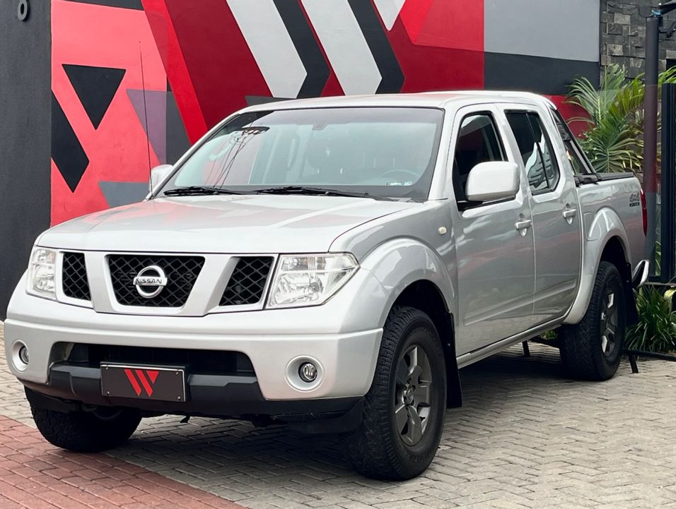 Nissan Frontier XE  CD 4x4 2.5 TB Diesel