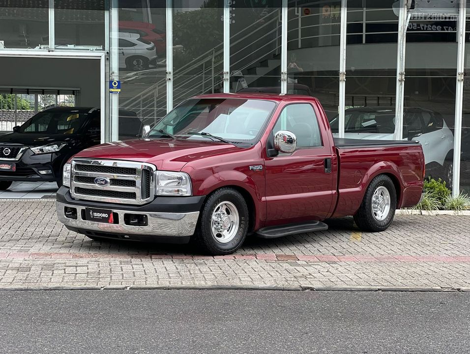 Ford F-250 XL Super Duty 4.2 V6