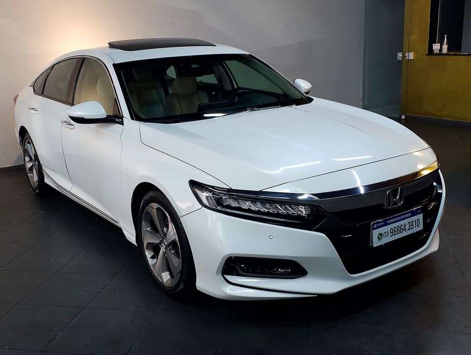 Honda Accord Sedan Touring 2.0 TB 16V Aut.