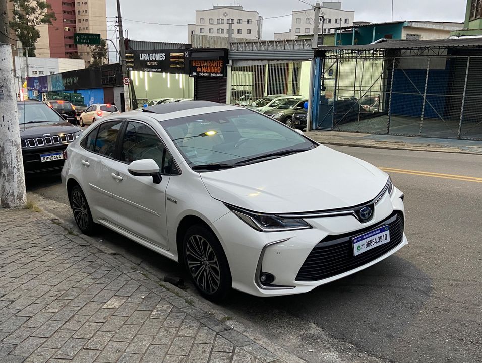 Toyota Corolla Altis Prem. Hybrid 1.8 Flex Aut