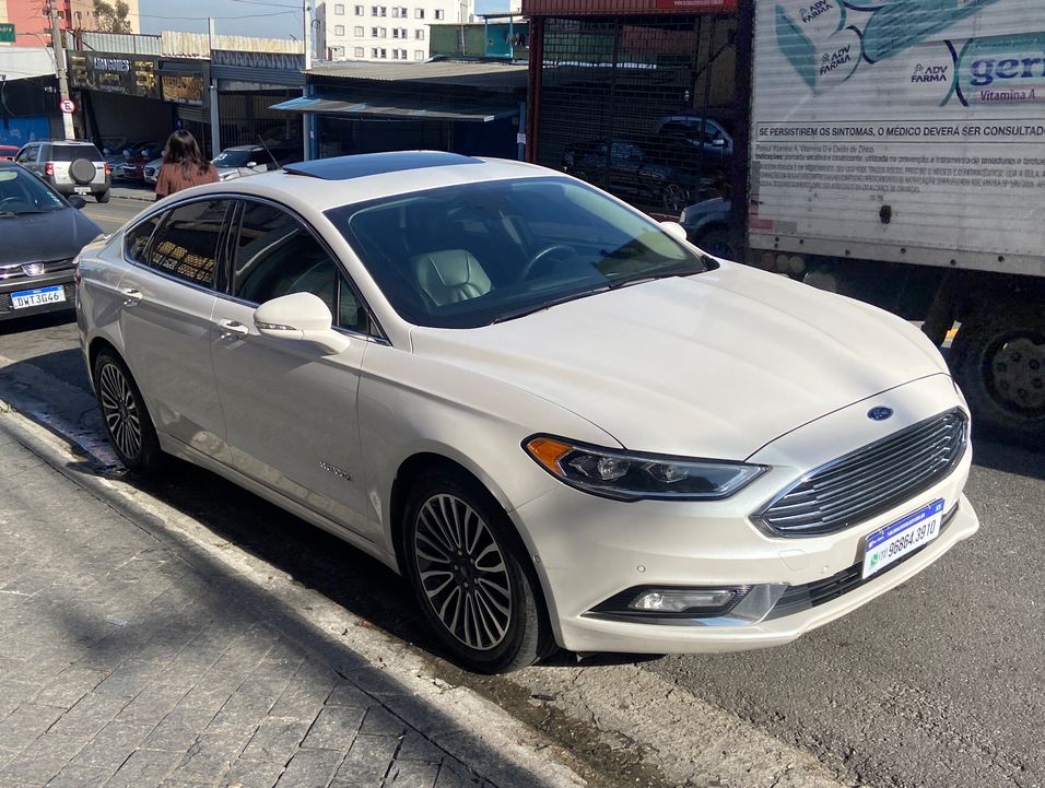Ford Fusion Titanium Hybrid 2.0 145cv Aut.