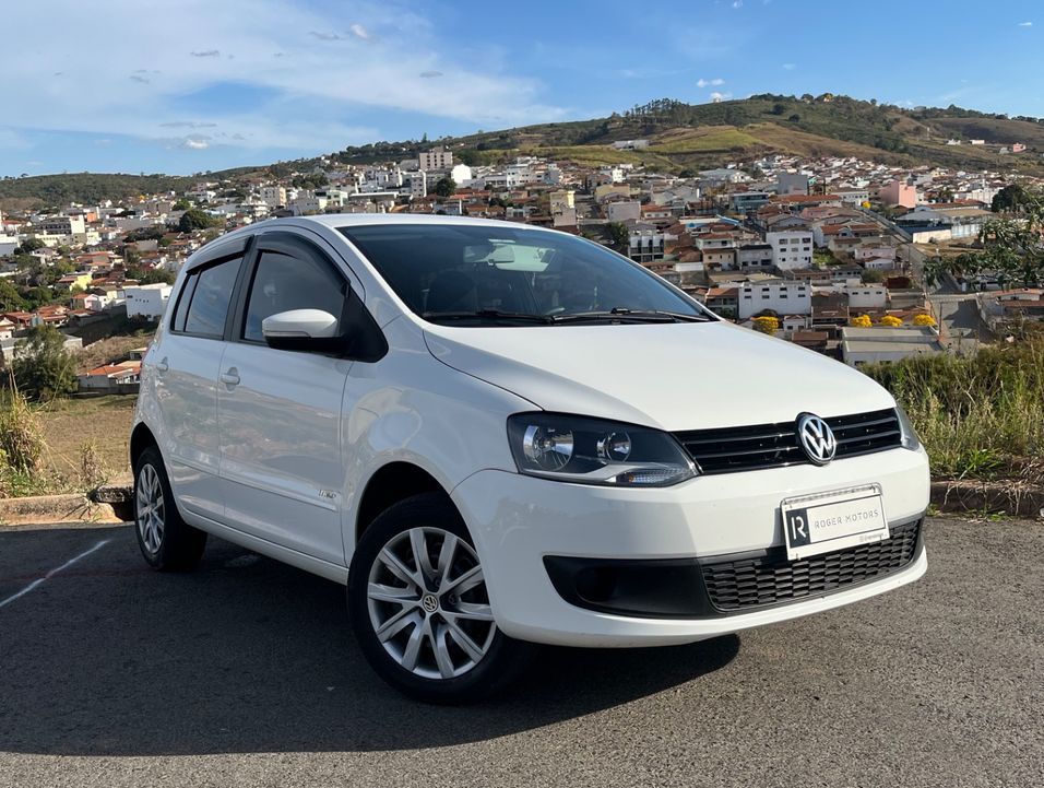 VolksWagen Fox 1.6 Mi Total Flex 8V 5p