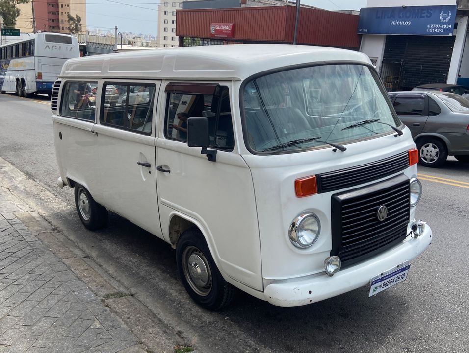 VolksWagen Kombi Standard 1.4 Mi Total Flex 8V