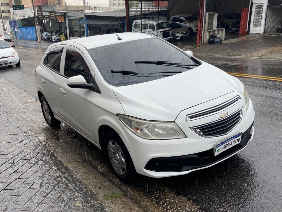 Chevrolet ONIX HATCH LT 1.0 8V FlexPower 5p Mec.