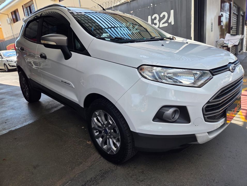 Ford EcoSport FREESTYLE 2.0 16V Flex 5p Aut.