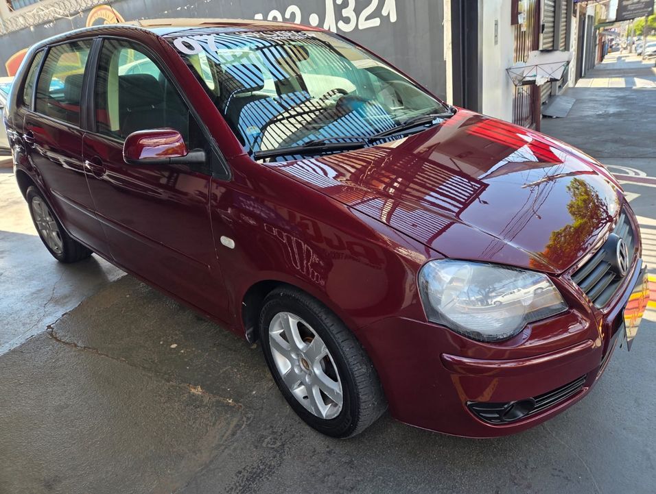 VolksWagen Polo SPORTLINE 1.6 Mi Total Flex 8V 5p