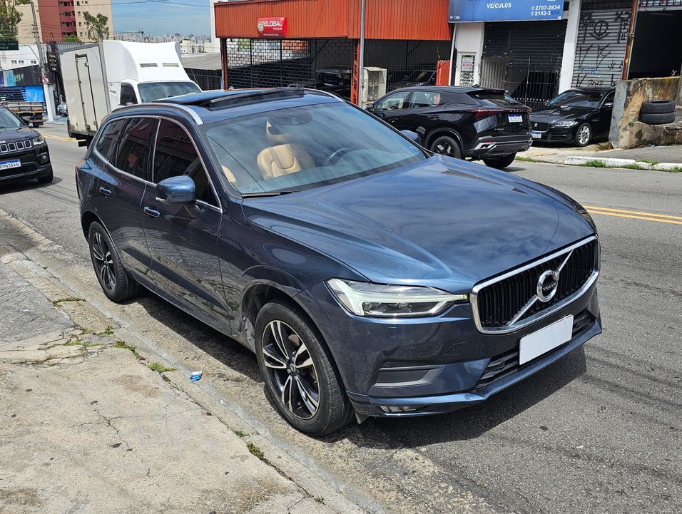 Volvo XC 60 T-5 MOMENTUM 2.0 254cv AWD 5p