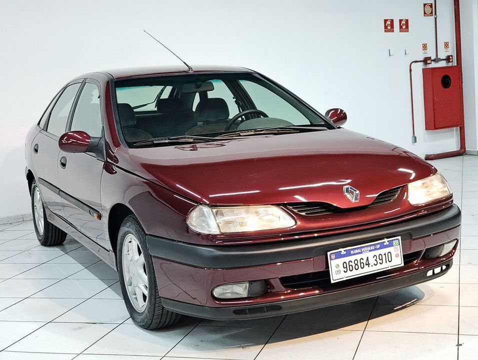 Renault Laguna RXE 2.0s 8V/16V