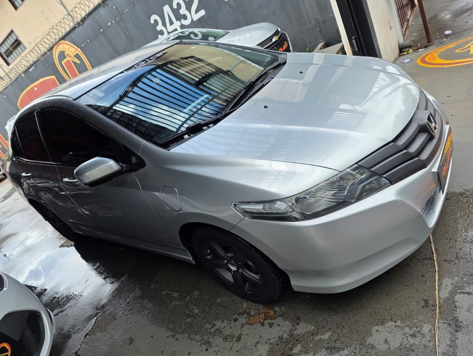 Honda CITY Sedan LX 1.5 Flex 16V 4p Aut.