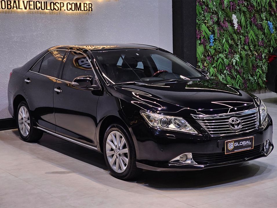 Toyota Camry XLE 3.5 24V Aut.