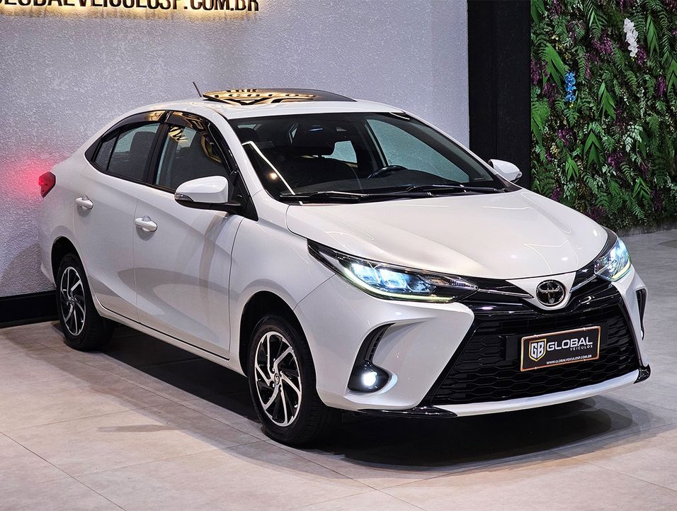 Toyota YARIS XLS Sedan 1.5 Flex 16V 4p Aut.