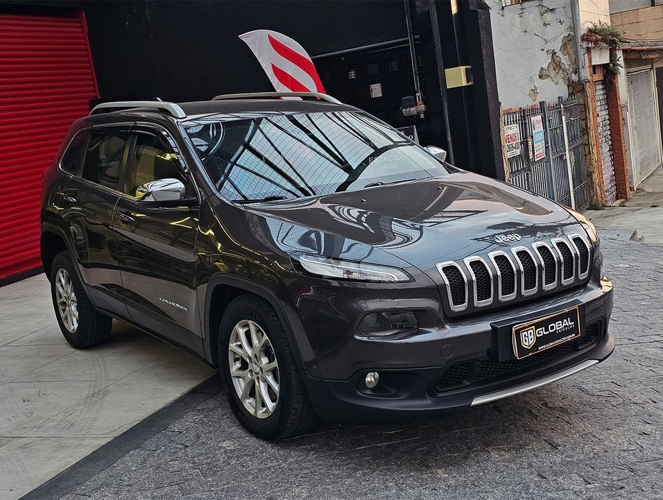 Jeep Cherokee Longitude 3.2 4x4 V6 Aut.