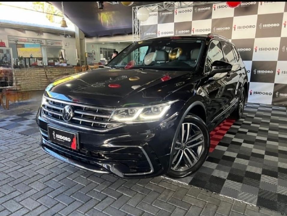 VolksWagen TIGUAN Allspac R-Line 300 TSI 2.0 