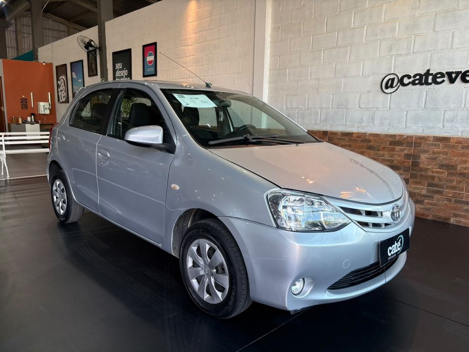 Toyota ETIOS X 1.3 Flex 16V 5p Mec.