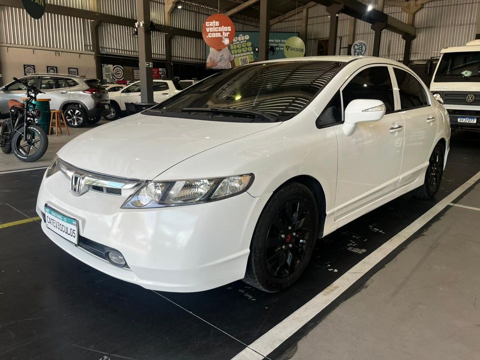 Honda Civic Sedan EXS 1.8/1.8 Flex 16V Aut. 4p