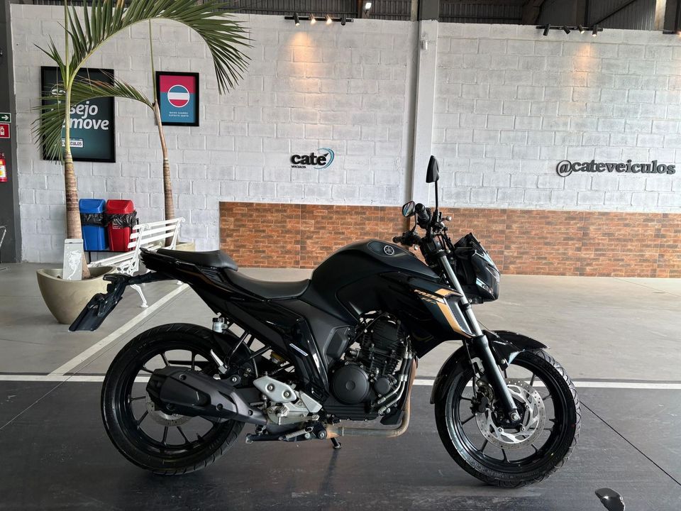 YAMAHA FZ25 250 FAZER FLEX
