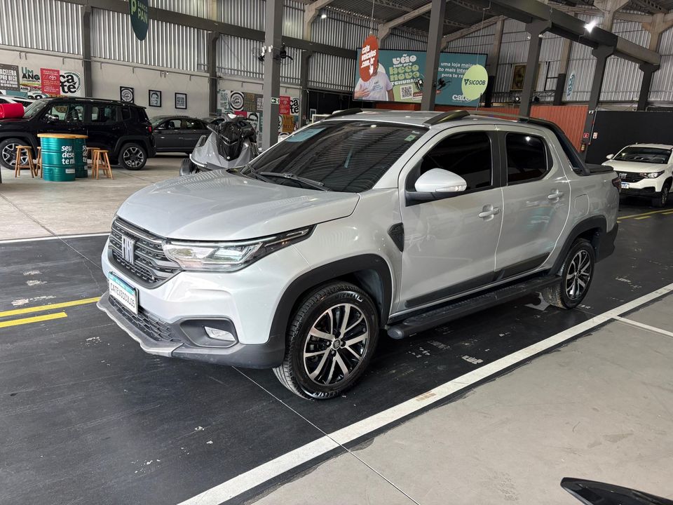 Fiat Strada Volcano 1.3 Flex 8V CD